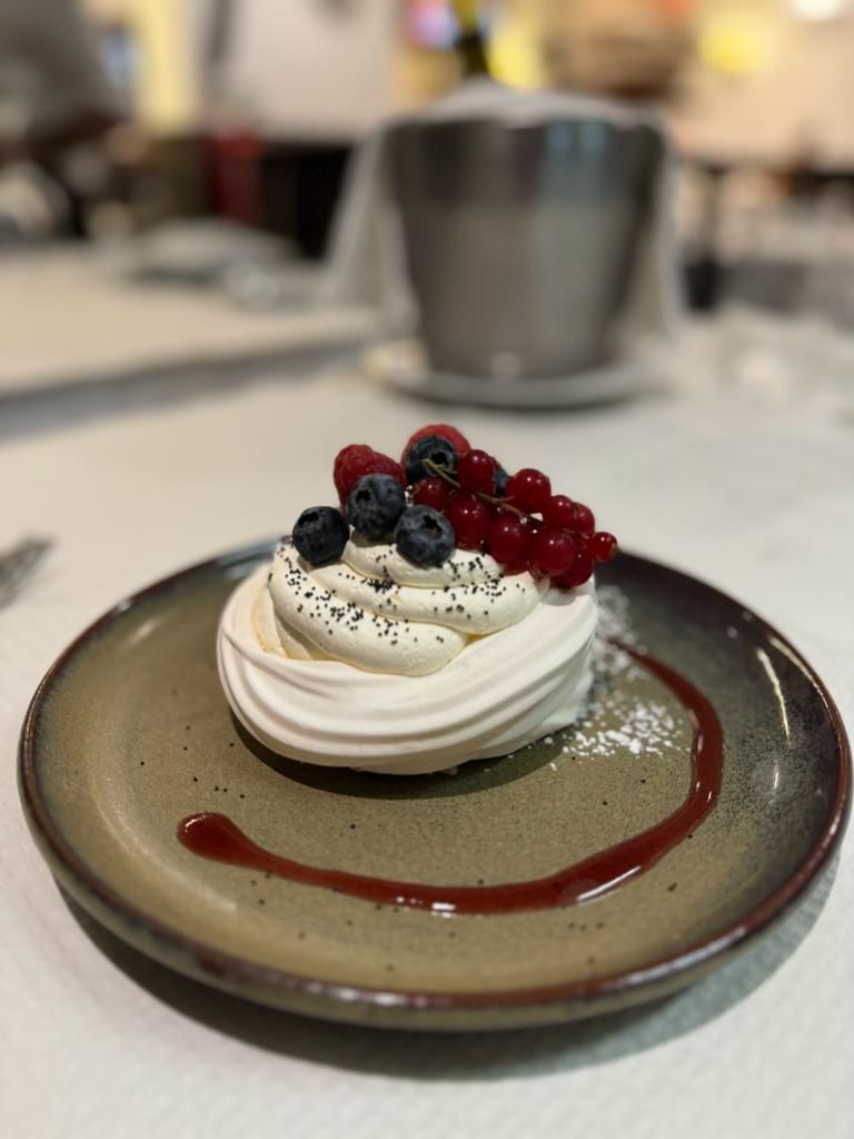 Pavlova de frutos vermelhos